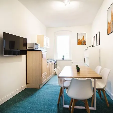 Osnabruecker Strasse Wooon 6 I Teams I 3-zimmer I Wlan I P Apartament